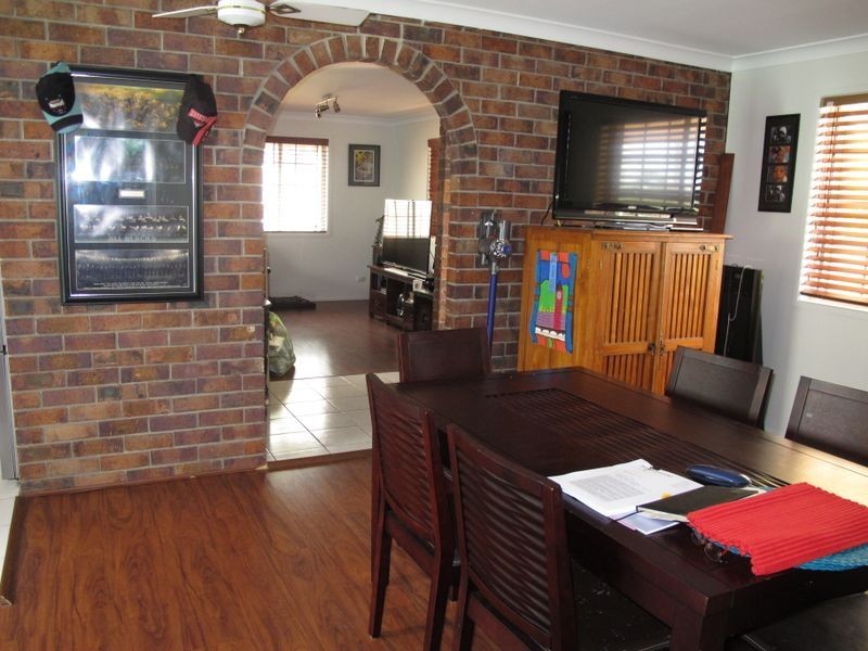 5 Drewe Court, Carrara QLD 4211