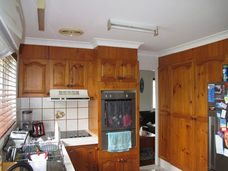 5 Drewe Court, Carrara QLD 4211