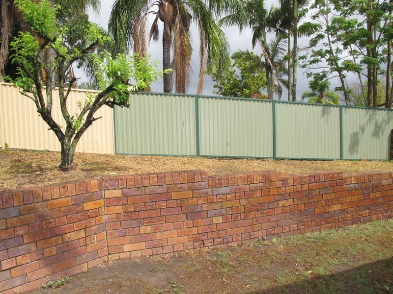 5 Drewe Court, Carrara QLD 4211