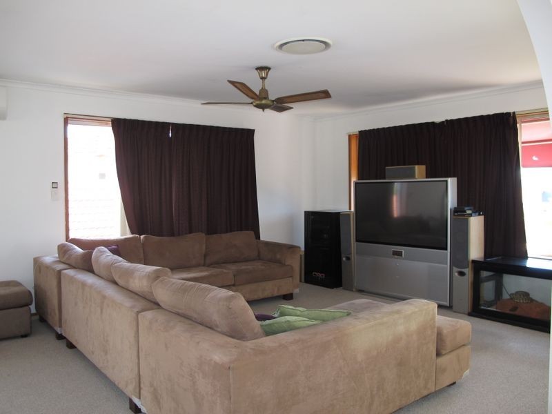 36 Namatjira Court, Broadbeach Waters QLD 4218