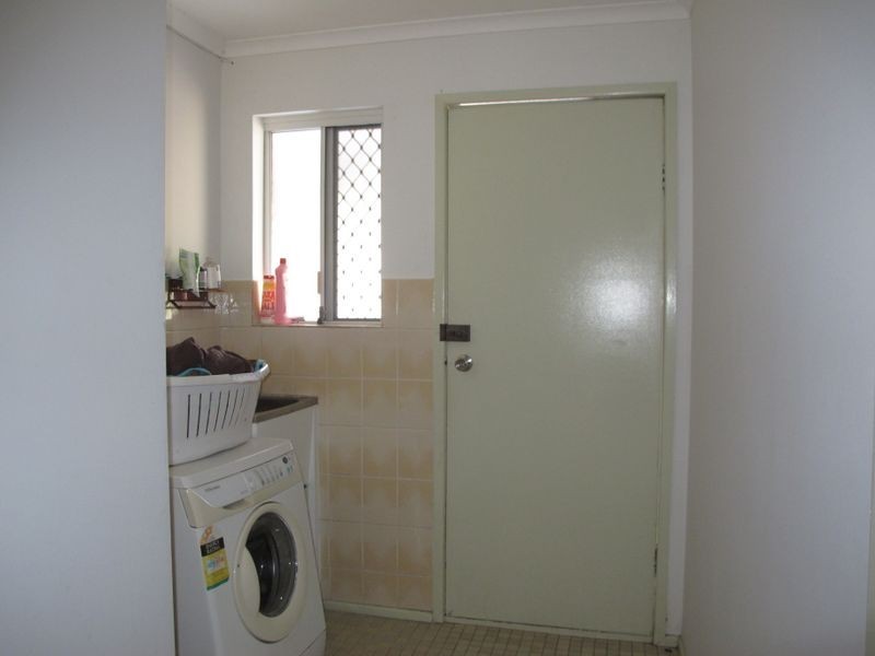 36 Namatjira Court, Broadbeach Waters QLD 4218