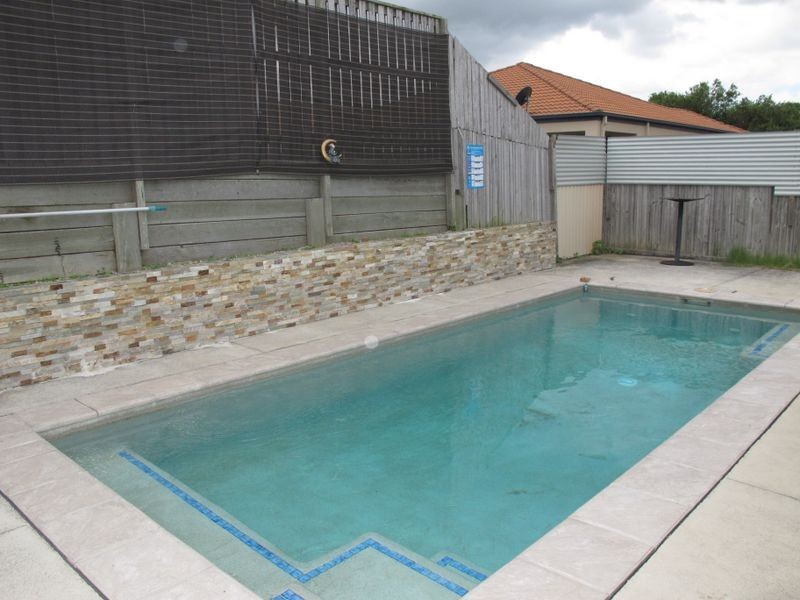 1 Kaizlee Crescent, Upper Coomera QLD 4209