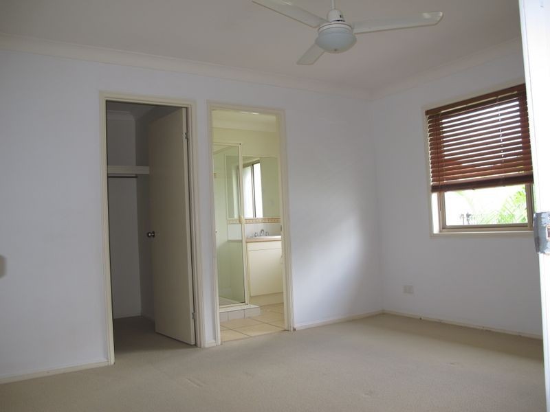 1 Kaizlee Crescent, Upper Coomera QLD 4209