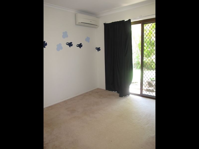 10 Culloden Court, Highland Park QLD 4211