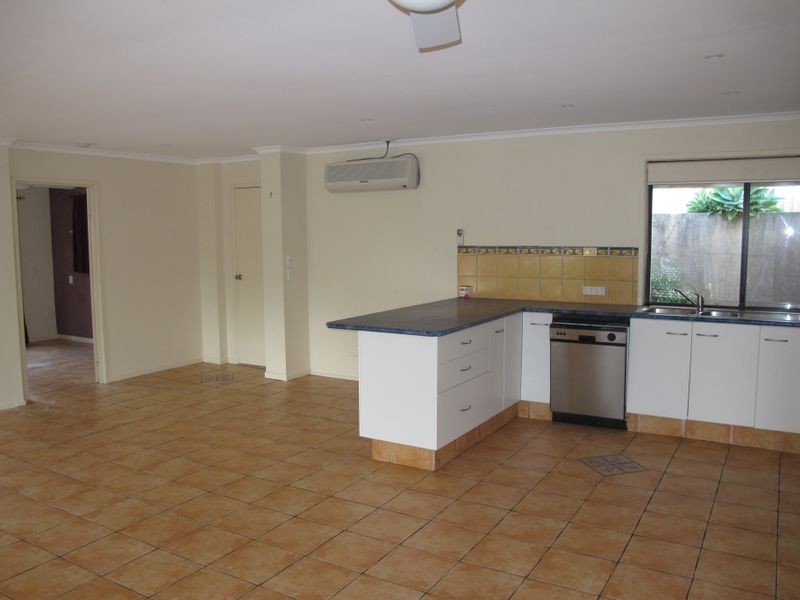 1 Ivy Street, Carrara QLD 4211