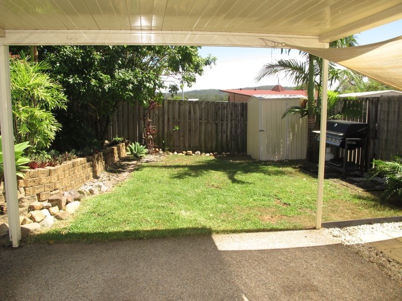 1/6 Rimu Place, Nerang QLD 4211