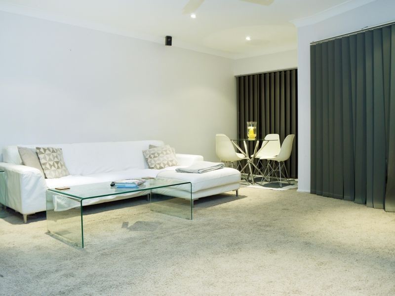 8/1A Mcleod Street, Highland Park QLD 4211