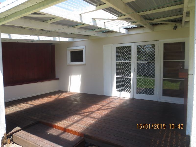 37 Turpin Road, Labrador QLD 4215