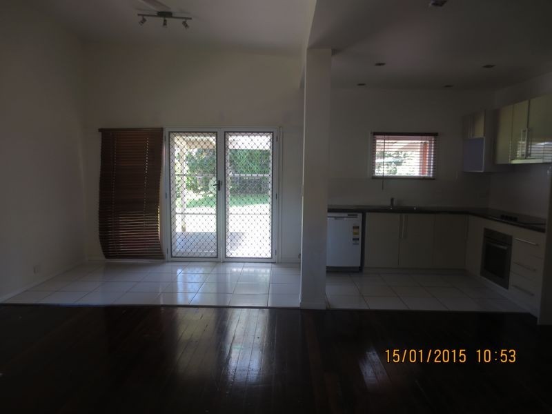 37 Turpin Road, Labrador QLD 4215