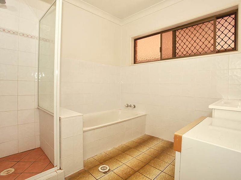 15 Maroong Crescent, Nerang QLD 4211