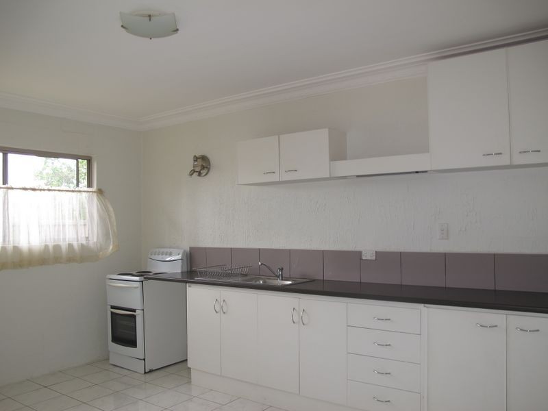 54 Yarrayne Road, Nerang QLD 4211