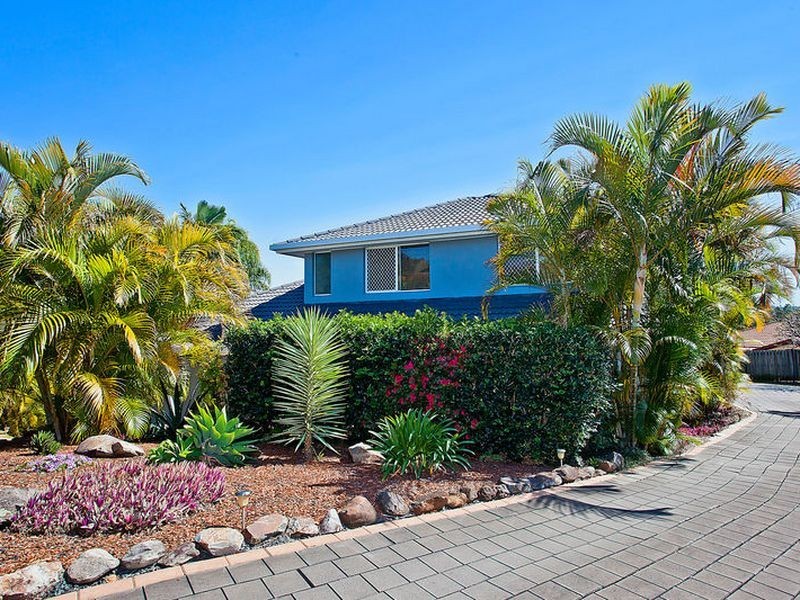 9 Jindabyne Court, Highland Park QLD 4211