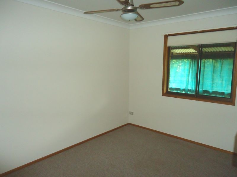 8 Lytham Court, Highland Park QLD 4211