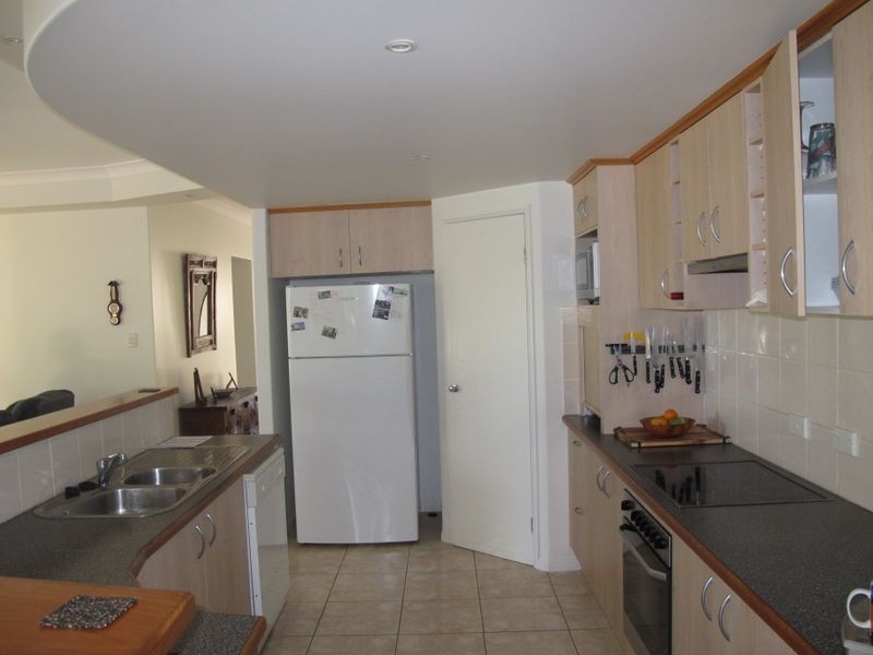 19 Greenbank Circuit, Carrara QLD 4211