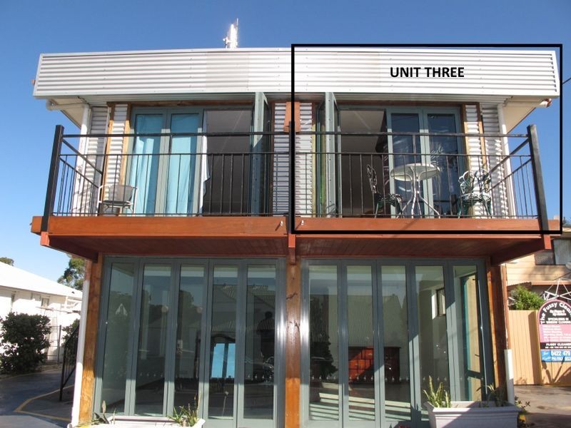 3/246 Central Street, Labrador QLD 4215