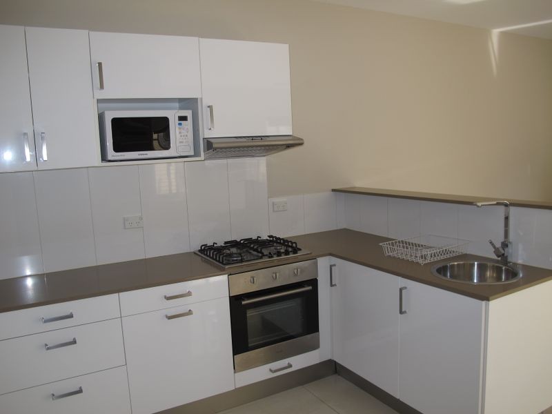 Unit 1, 2/ Harley Street, Labrador QLD 4215