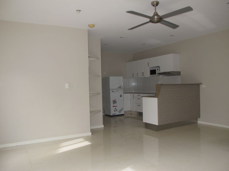 Unit 1, 2/ Harley Street, Labrador QLD 4215