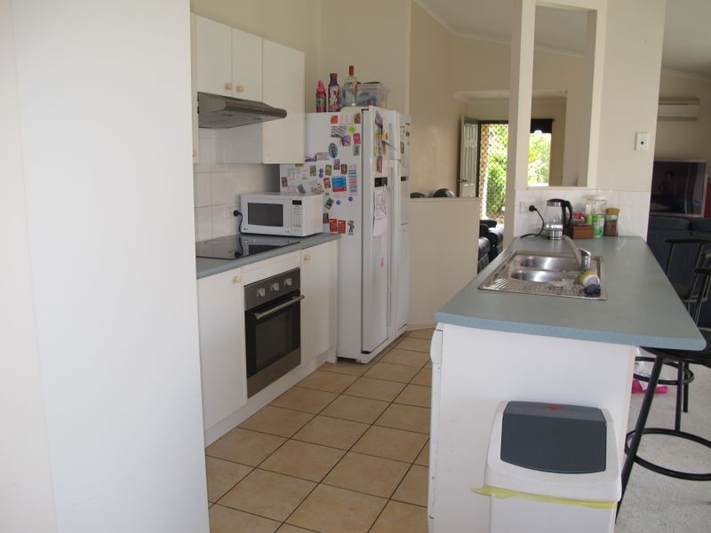 8 Inverness Court, Nerang QLD 4211