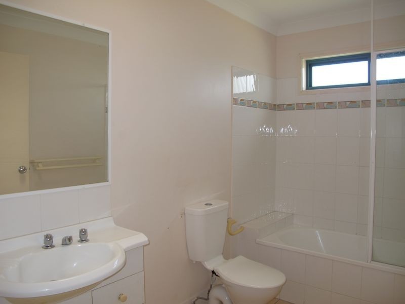 8 Inverness Court, Nerang QLD 4211