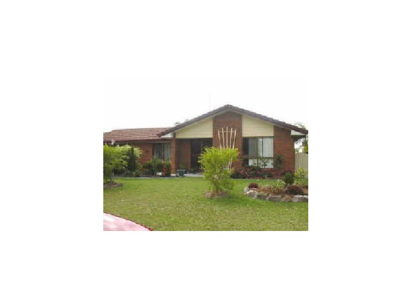 18 Perth Square, Highland Park QLD 4211