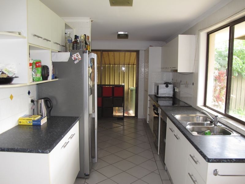 17 Plum Parade, Nerang QLD 4211