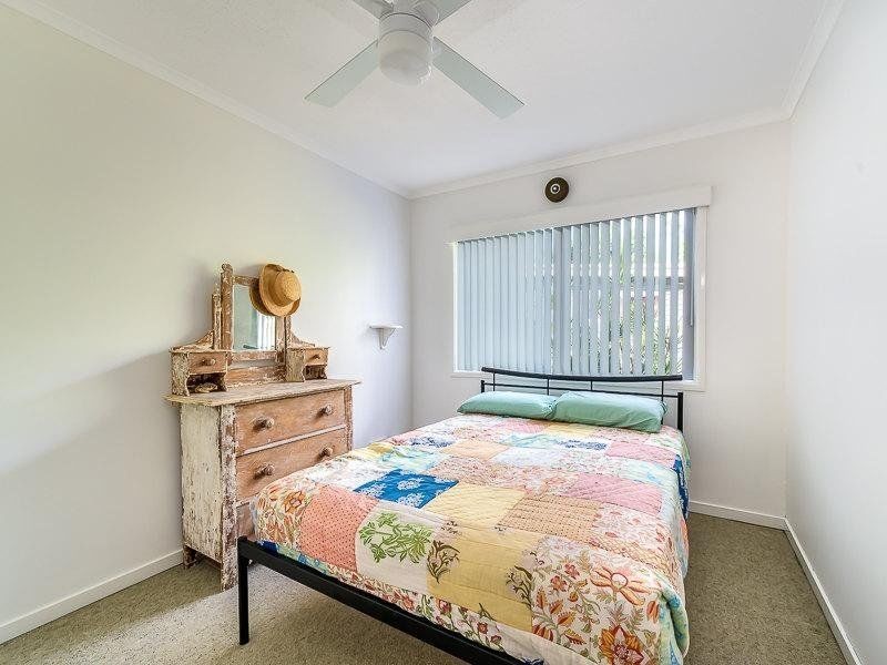 22 Geoffrey Avenue, Southport QLD 4215