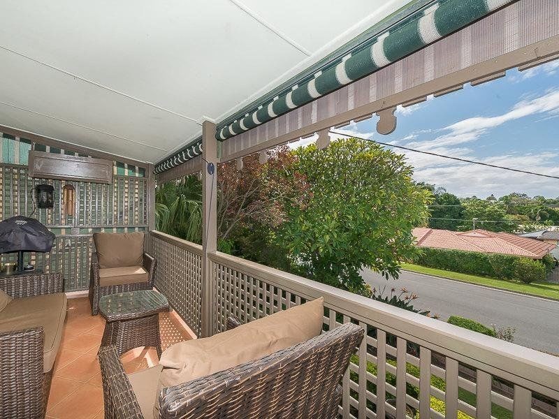 22 Geoffrey Avenue, Southport QLD 4215