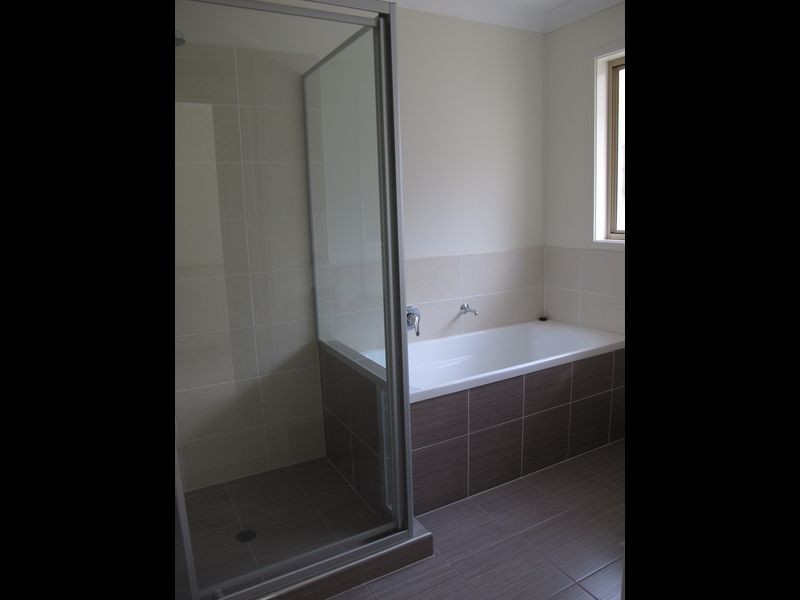 9 Parrott Court, Gilston QLD 4211