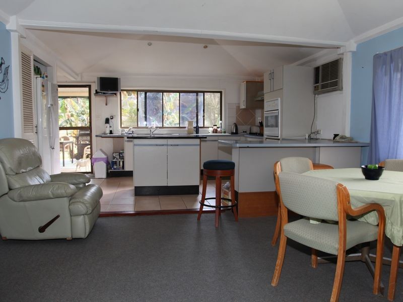 9 Alison Road, Carrara QLD 4211