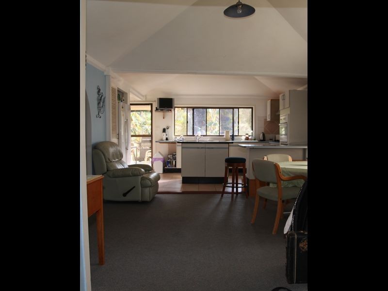 9 Alison Road, Carrara QLD 4211