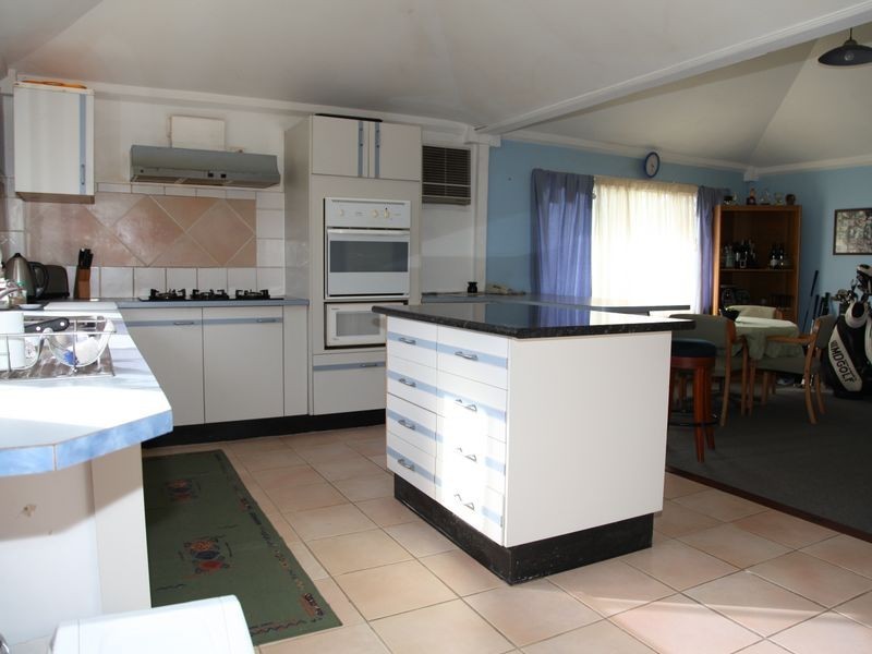 9 Alison Road, Carrara QLD 4211