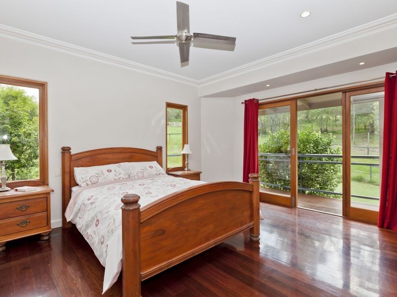 254 Crane Crescent, Nerang QLD 4211