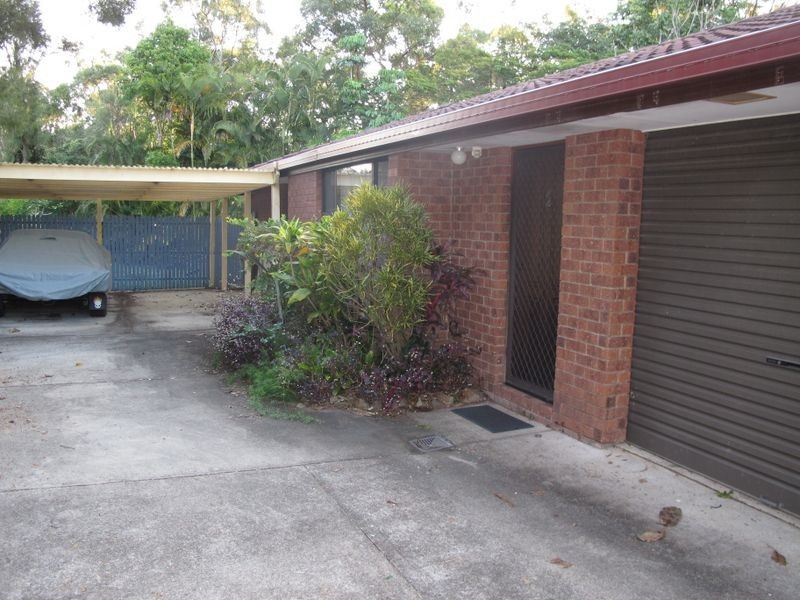 2/7 Gumbeel Court, Highland Park QLD 4211