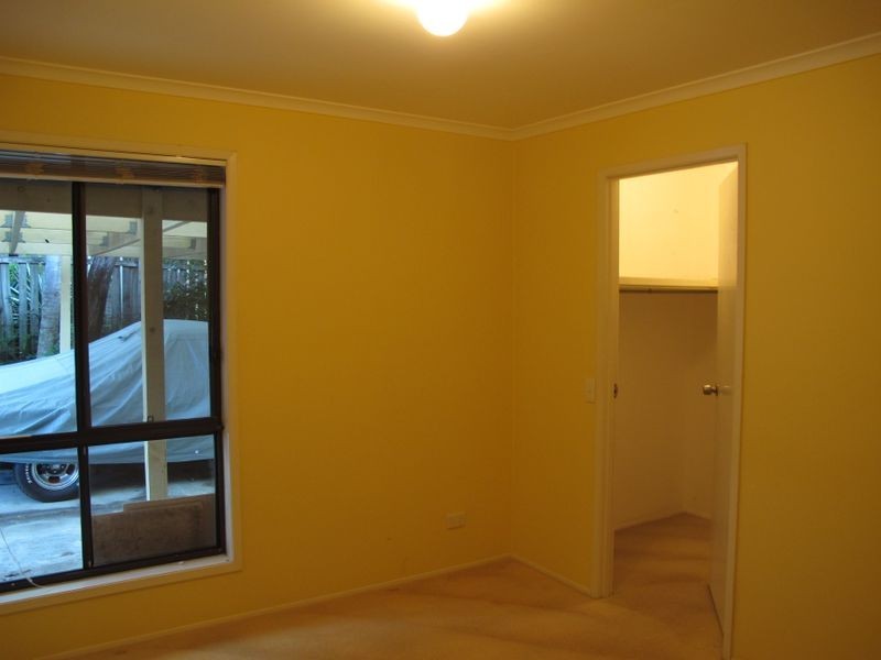 2/7 Gumbeel Court, Highland Park QLD 4211