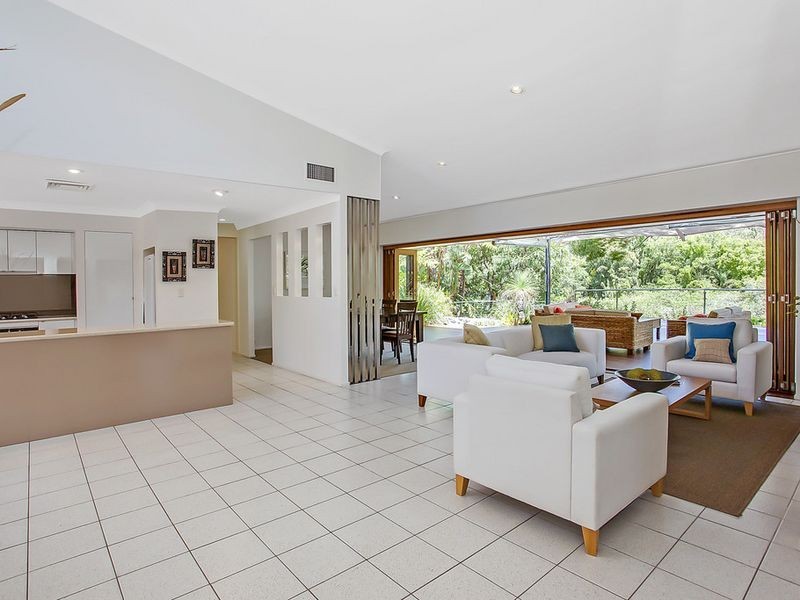51 Nerang River Drive, Nerang QLD 4211