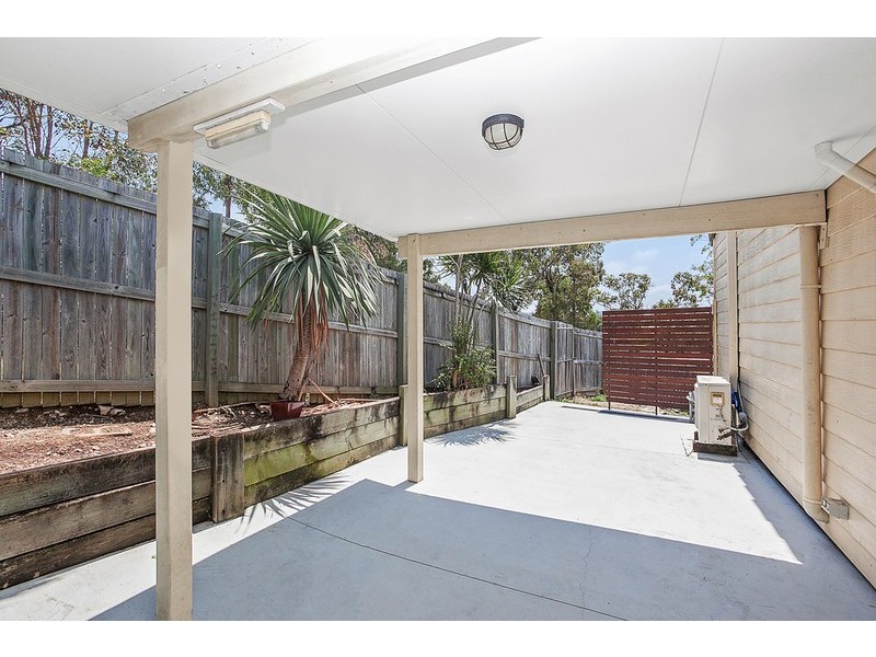 6 Chateau Court, Highland Park QLD 4211