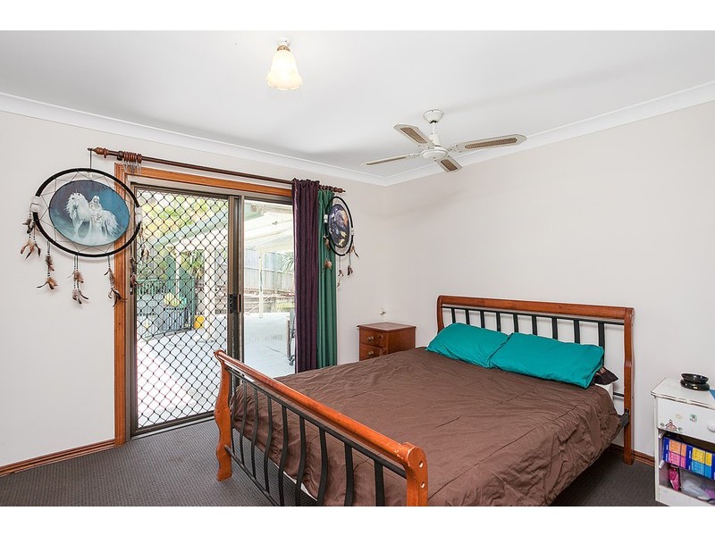 6 Chateau Court, Highland Park QLD 4211