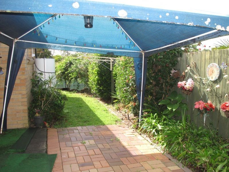 2/8 Keats Place, Nerang QLD 4211