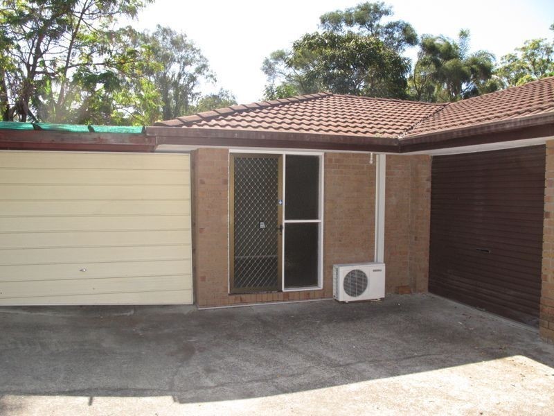 2/12 Wirth Terrace, Highland Park QLD 4211