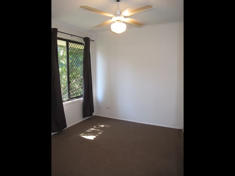 2/12 Wirth Terrace, Highland Park QLD 4211