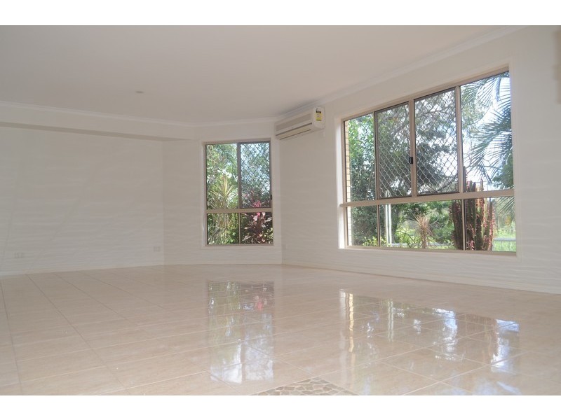 71 Chisholm Road, Carrara QLD 4211