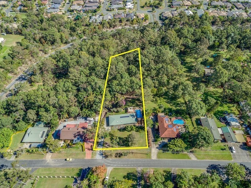 11 Winderadeen Court, Nerang QLD 4211