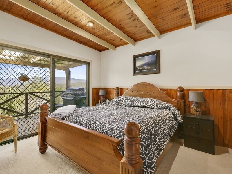 37 Link Road, Guanaba QLD 4210