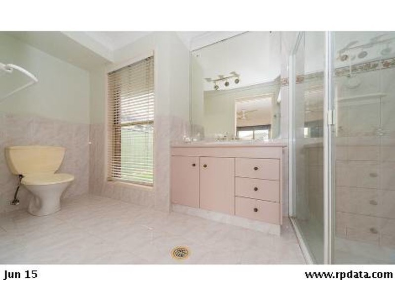 22 Maidstone Place, Parkwood QLD 4214