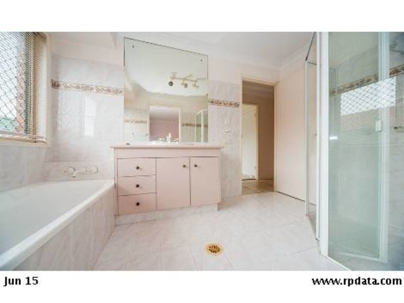 22 Maidstone Place, Parkwood QLD 4214