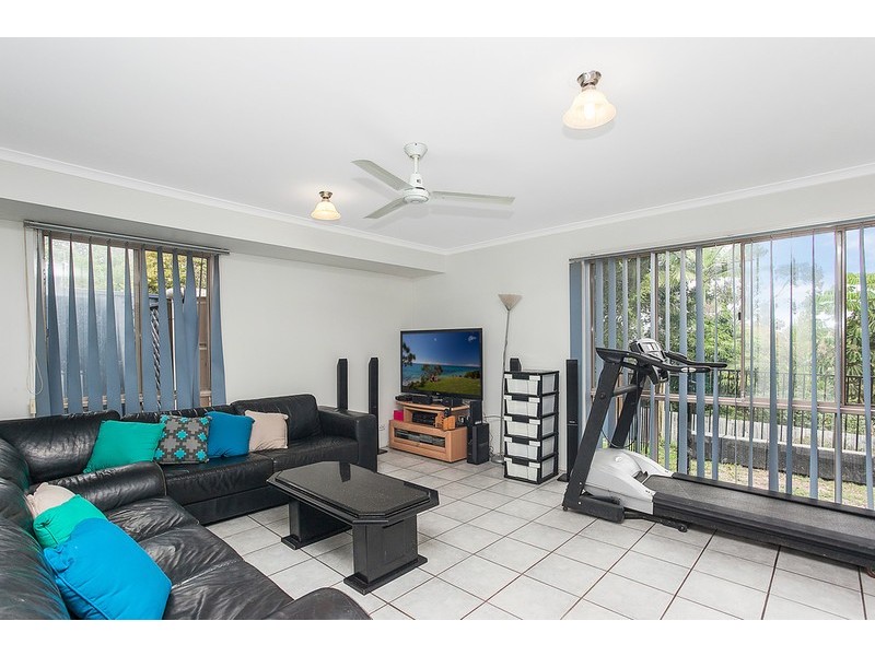 44 Mitchell Avenue, Molendinar QLD 4214