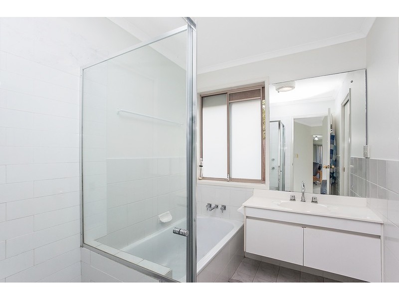 44 Mitchell Avenue, Molendinar QLD 4214