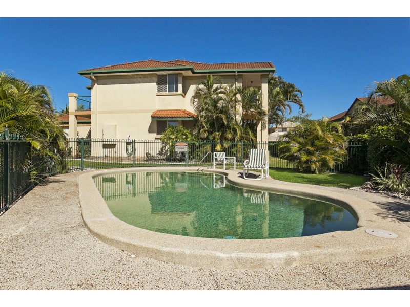 92/152 Palm Meadows Drive, Carrara QLD 4211