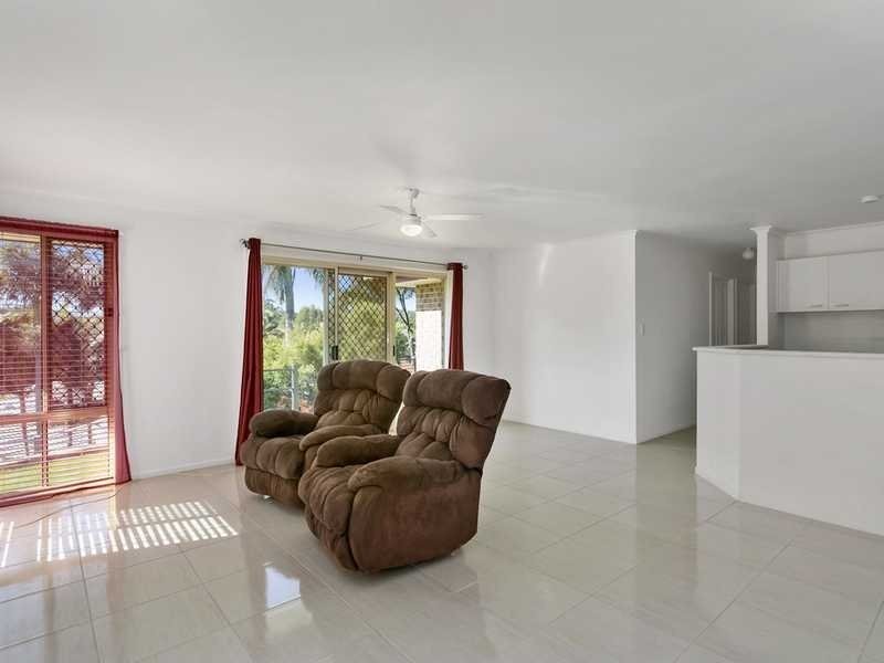 6 Bards Court, Nerang QLD 4211