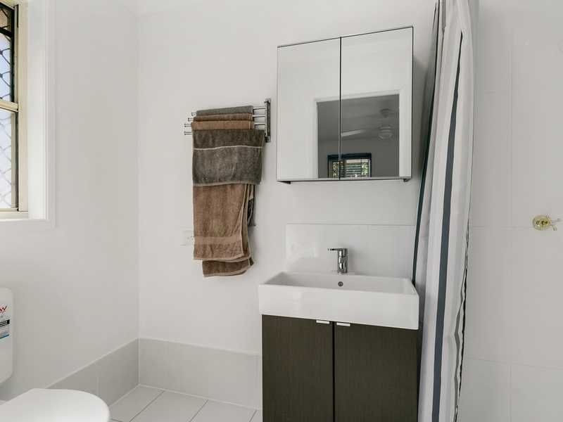 6 Bards Court, Nerang QLD 4211